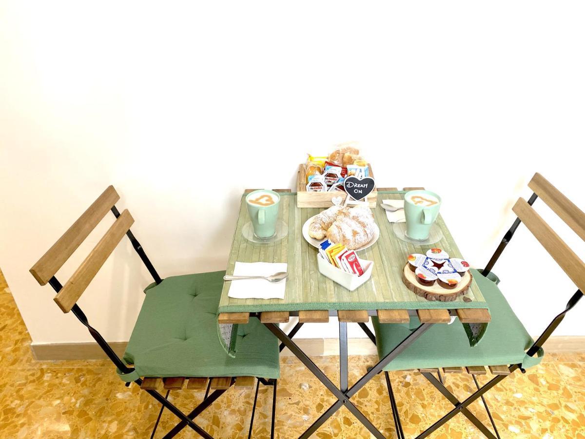 B&B Le Ali Del Sogno 庞贝 外观 照片